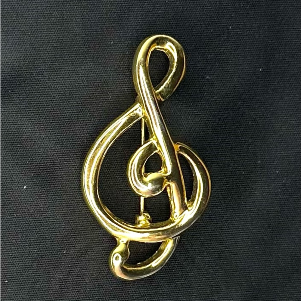 Musical Treble Clef Goldtone Note Brooch Pin